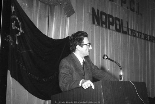 1971-APRILE-CONF.PCI-NAPOLI-17-ALDO-TORTORELLA